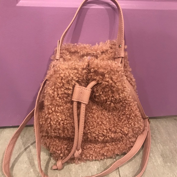 Light Pink Sherpa Crossbody/Handbag - Picture 3 of 3